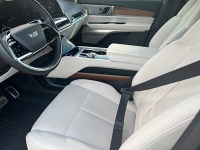 2026 Cadillac VISTIQ Sport