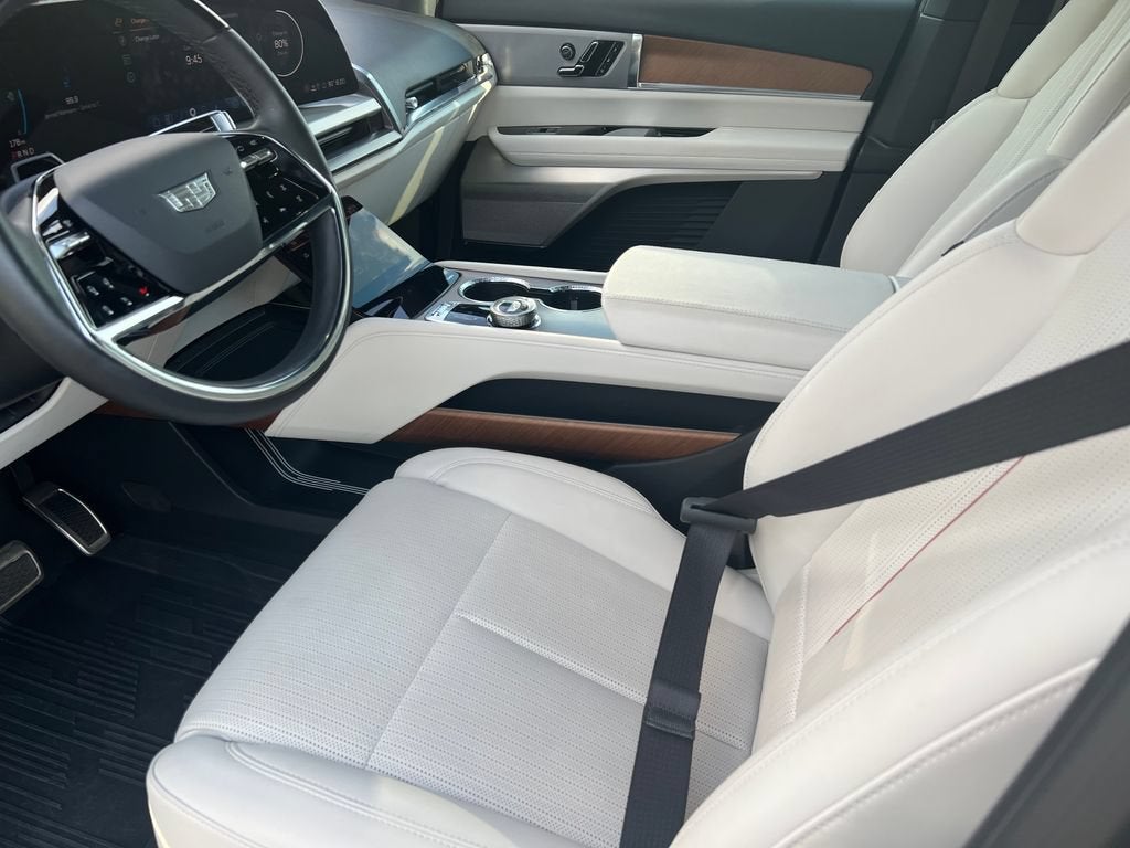 2026 Cadillac VISTIQ Sport