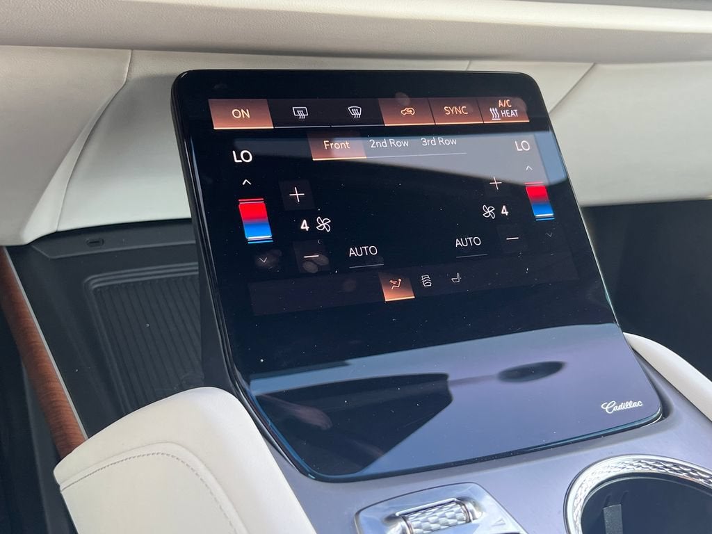 2026 Cadillac VISTIQ Sport