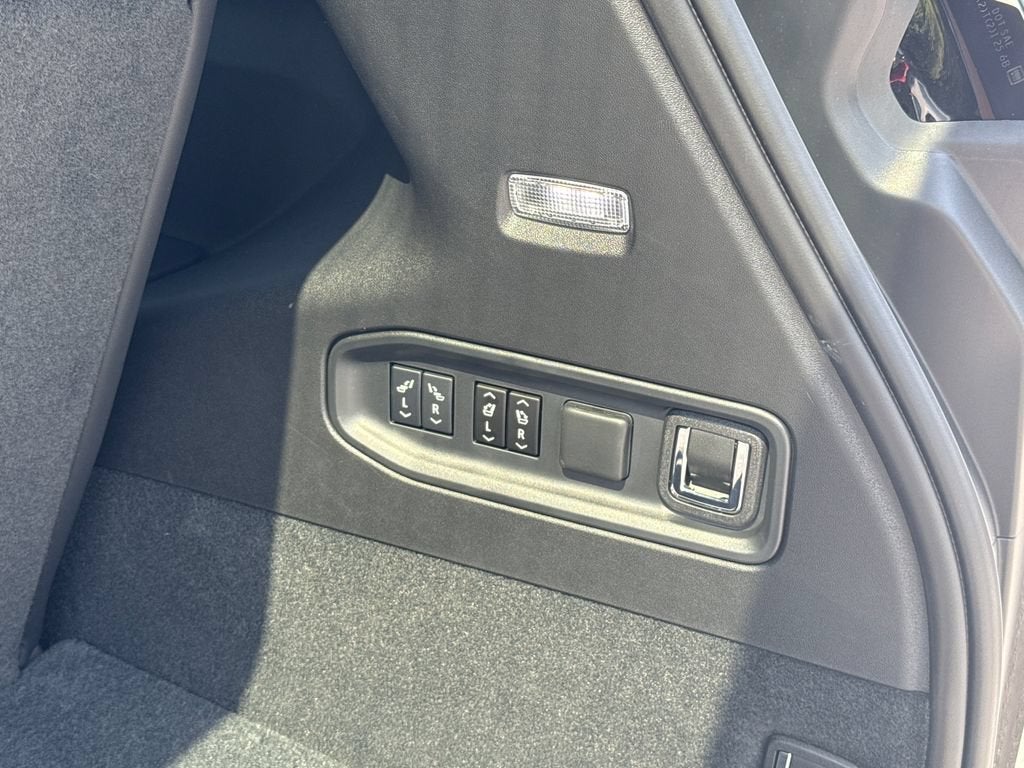 2027 Cadillac VISTIQ Sport
