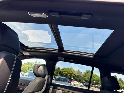 2027 Cadillac VISTIQ Sport