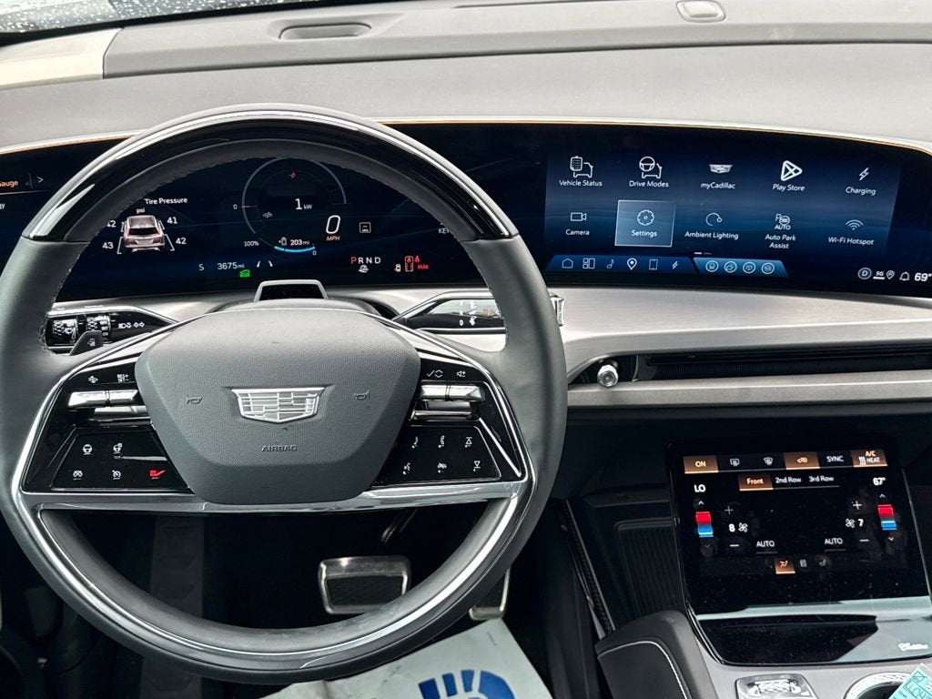 2026 Cadillac VISTIQ Sport