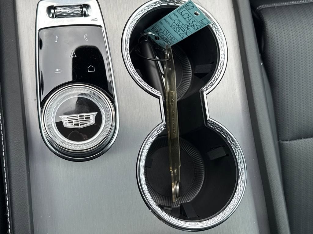 2026 Cadillac VISTIQ Sport