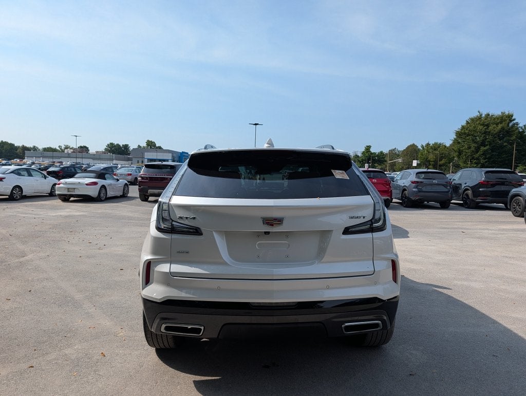 2024 Cadillac XT4 Sport