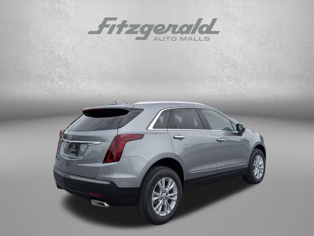 2026 Cadillac XT5 Luxury