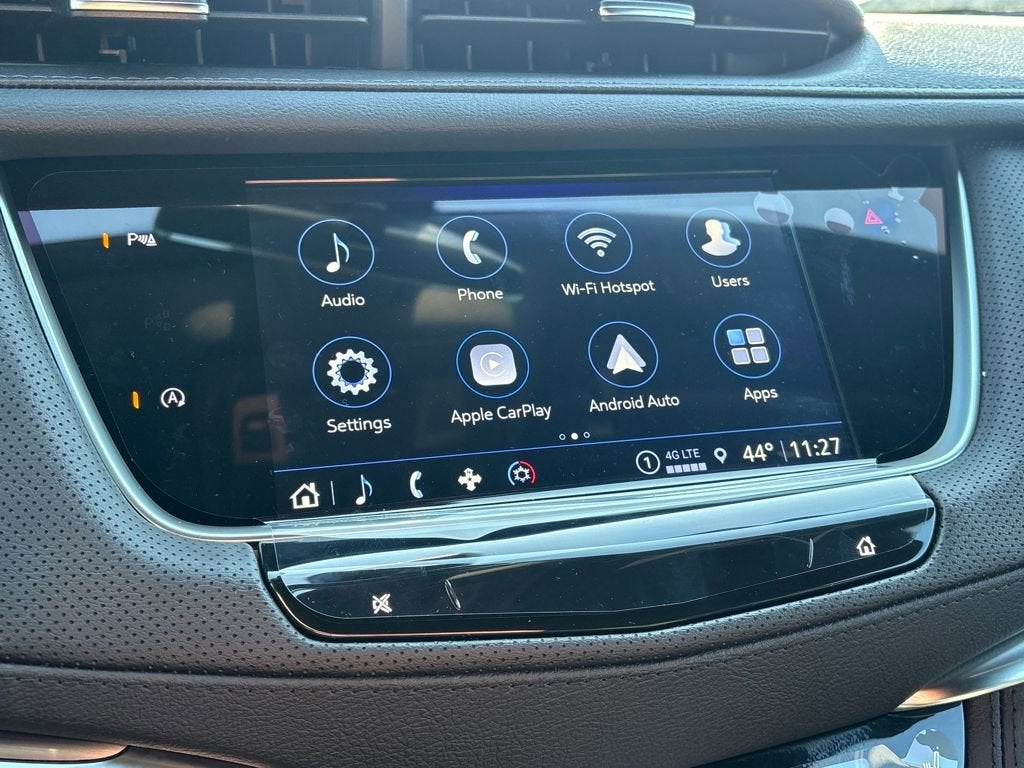 2026 Cadillac XT5 Luxury