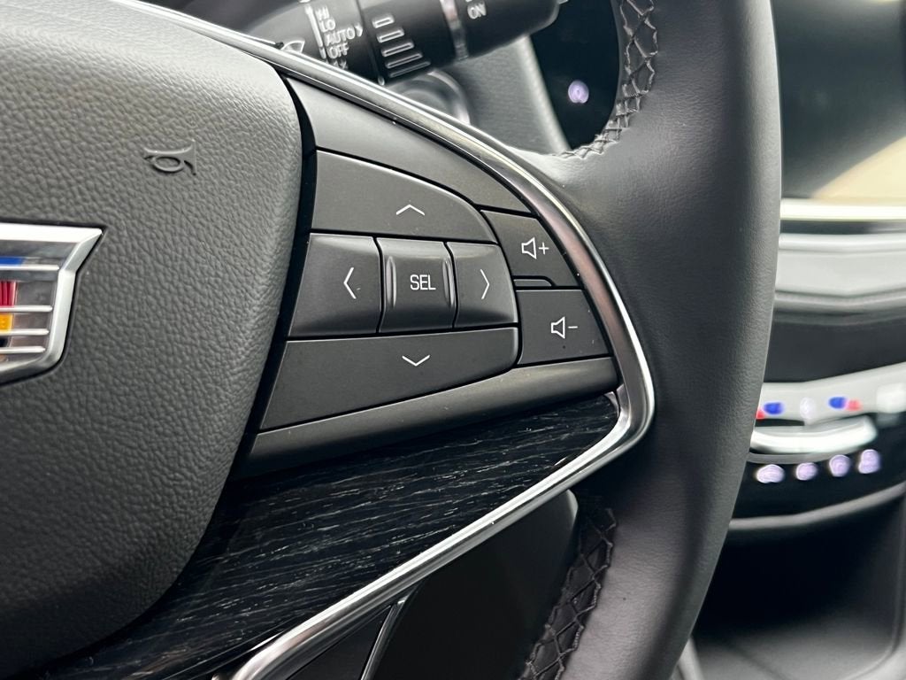 2025 Cadillac XT5 Premium Luxury