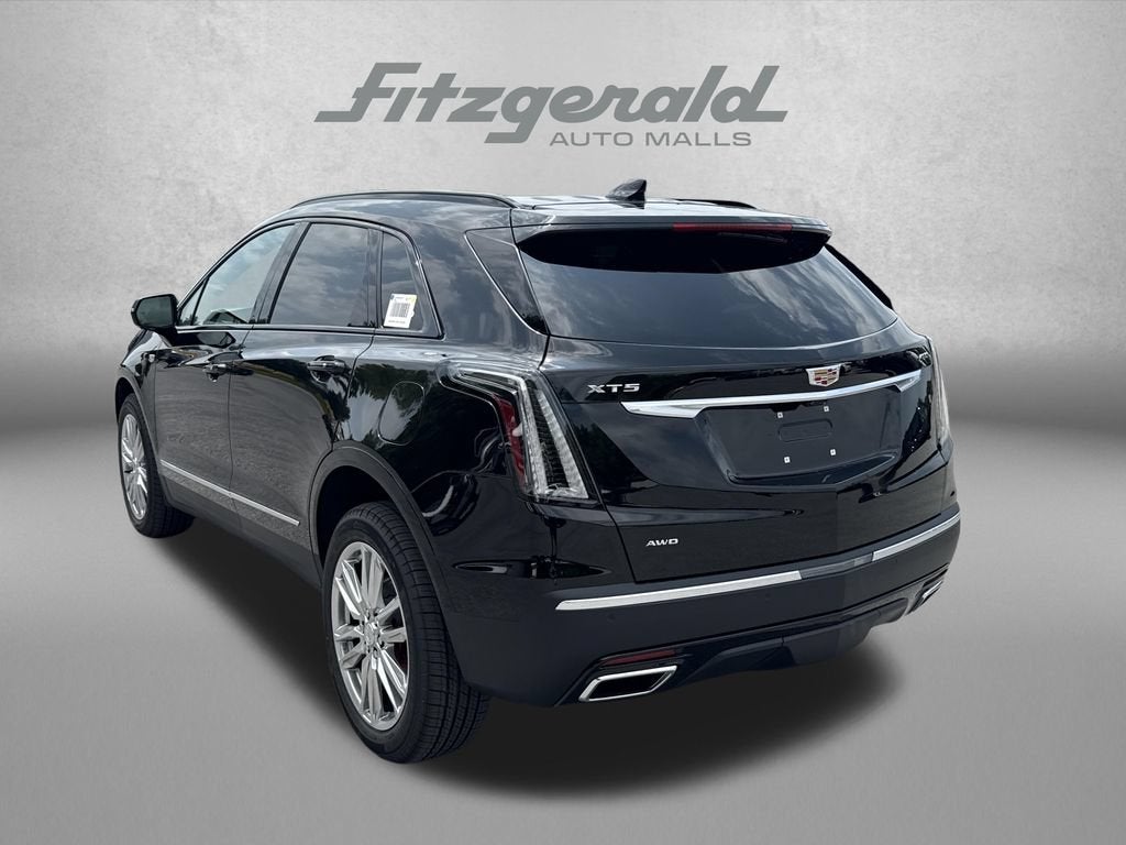 2026 Cadillac XT5 Sport