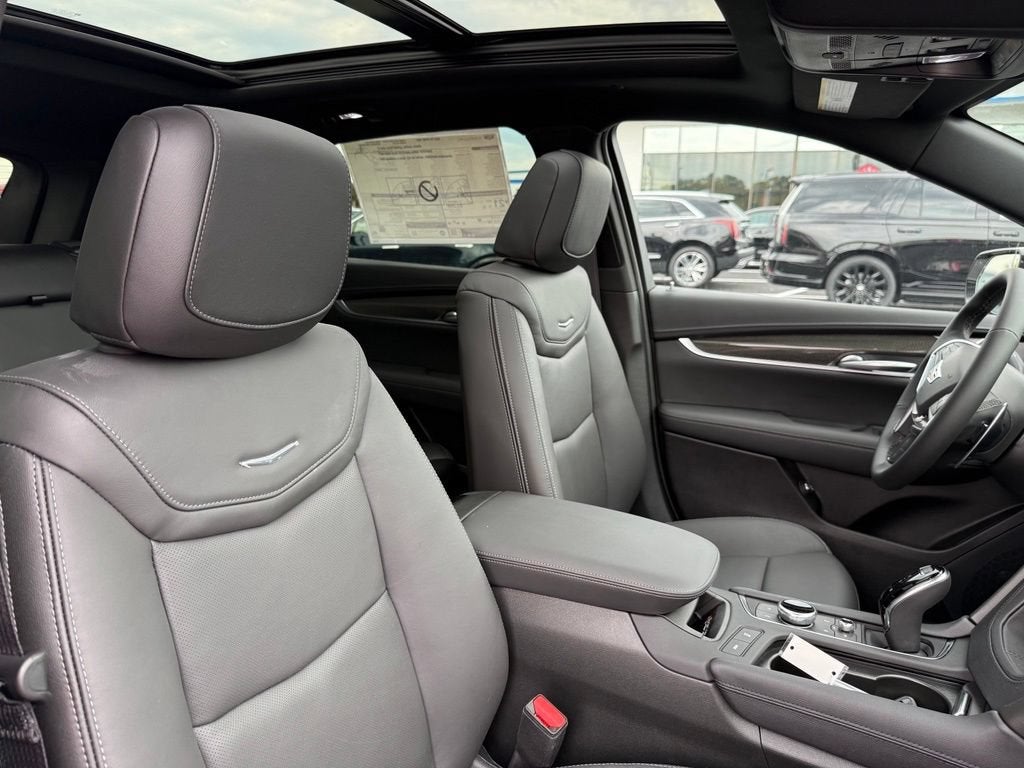 2026 Cadillac XT5 Sport