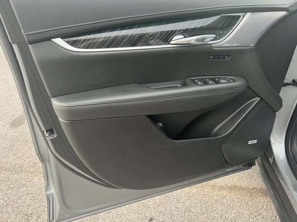2025 Cadillac XT6 Premium Luxury