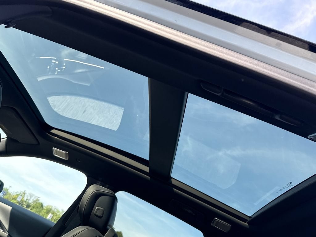 2026 Cadillac LYRIQ Premium Sport