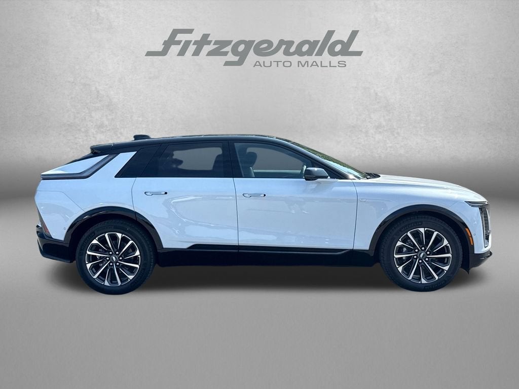 2026 Cadillac LYRIQ Premium Sport