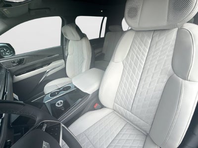 2026 Cadillac ESCALADE IQL Sport