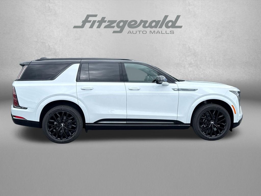 2026 Cadillac ESCALADE IQL Sport