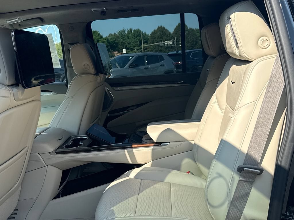 2026 Cadillac Escalade ESV Platinum Sport