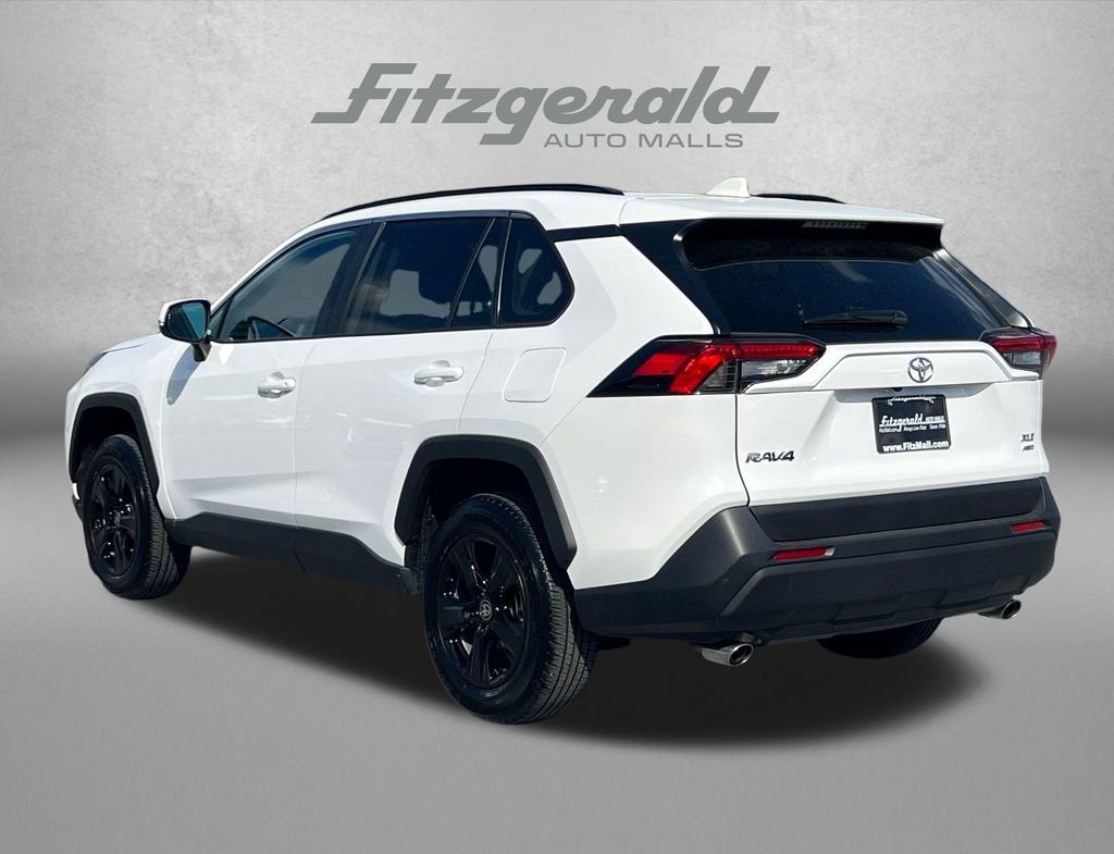 2025 Toyota RAV4 XLE