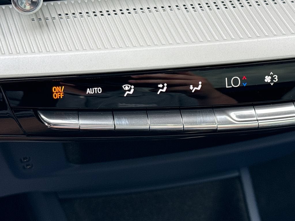 2026 Cadillac OPTIQ Premium Luxury