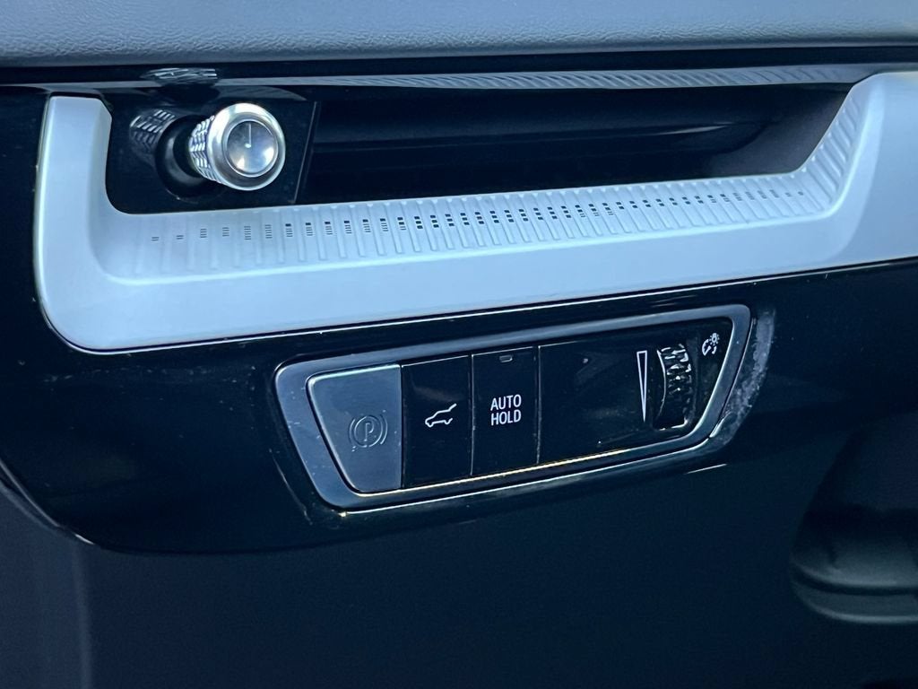 2025 Cadillac OPTIQ Sport 2