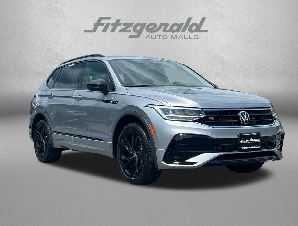 2024 Volkswagen Tiguan SE R-Line Black