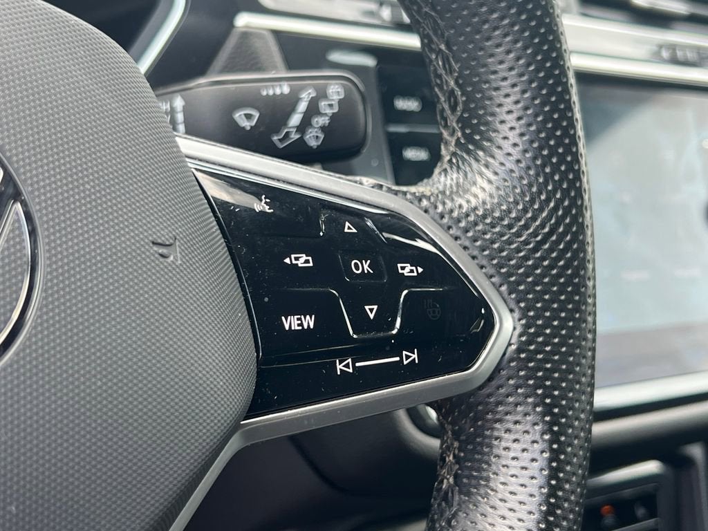 2024 Volkswagen Tiguan SE R-Line Black