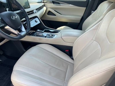 2022 INFINITI QX60 LUXE