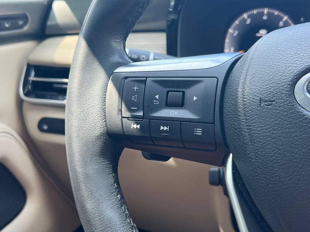 2022 INFINITI QX60 LUXE