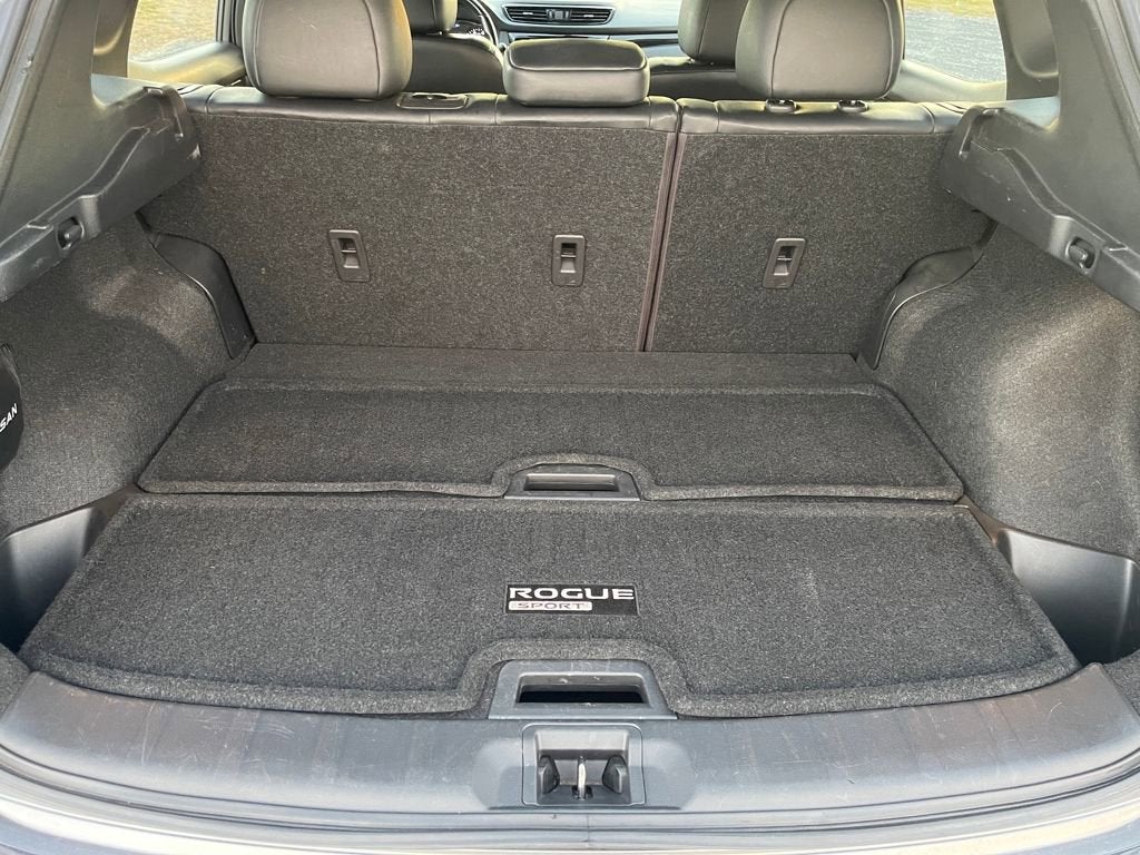 2022 Nissan Rogue Sport SL