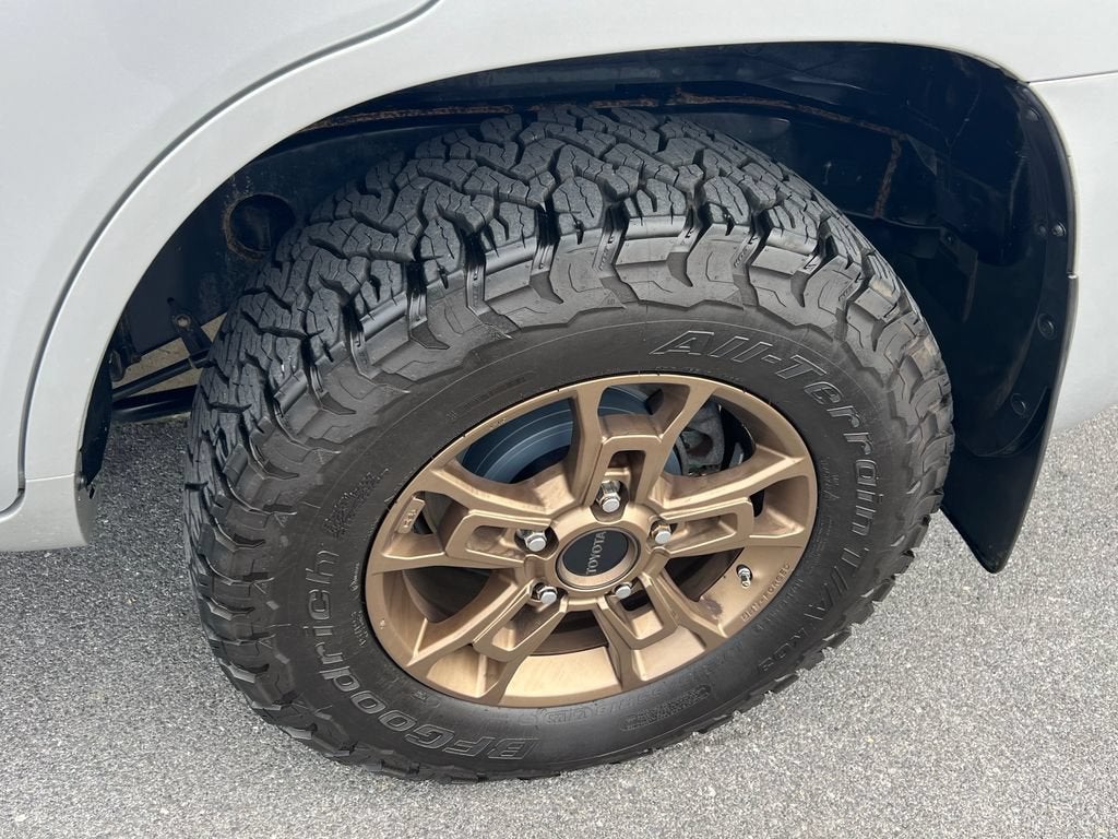 2021 Toyota Land Cruiser HERITAGE EDITIO