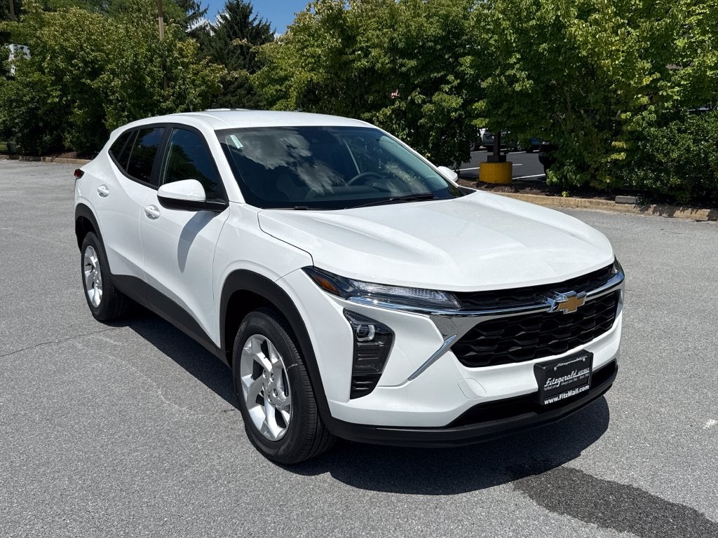 2026 Chevrolet Trax LS