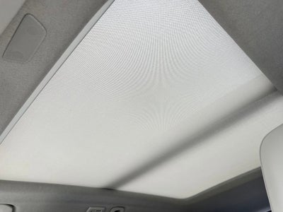 2023 Volvo XC40 Plus Bright Theme