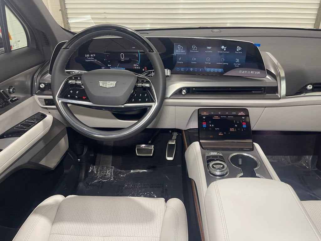 2026 Cadillac VISTIQ Luxury