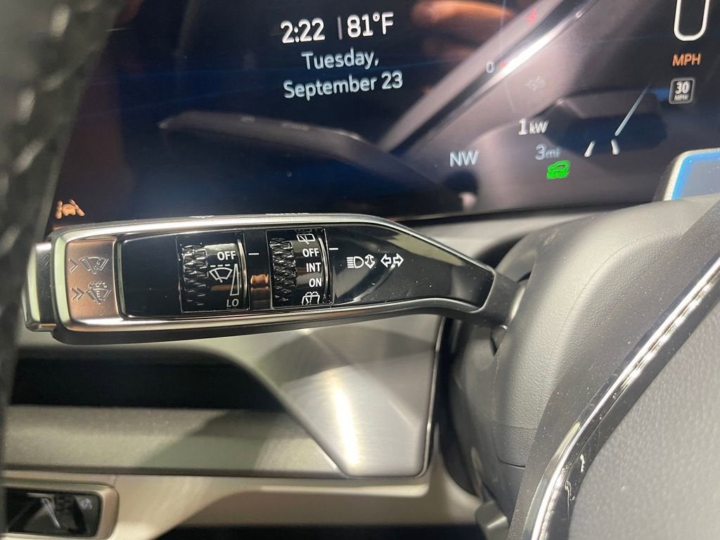 2026 Cadillac VISTIQ Luxury