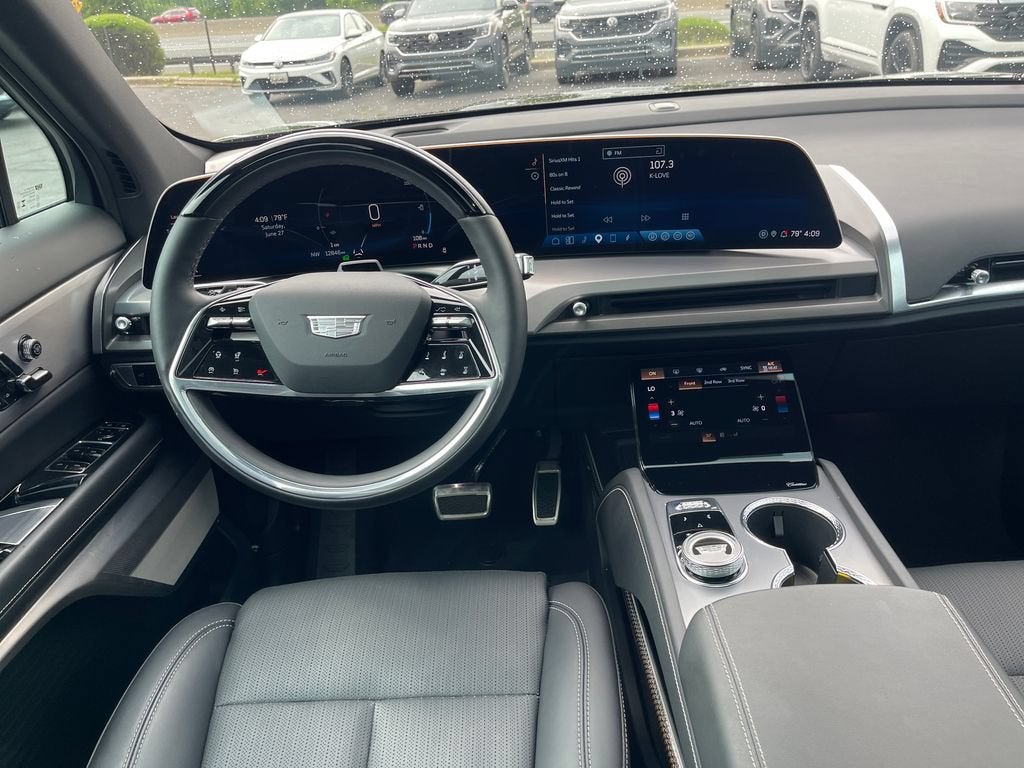 2026 Cadillac VISTIQ Luxury
