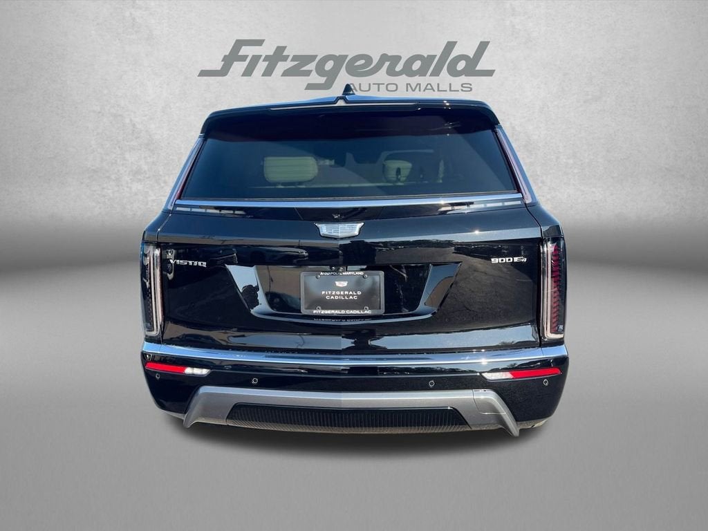 2026 Cadillac VISTIQ Luxury