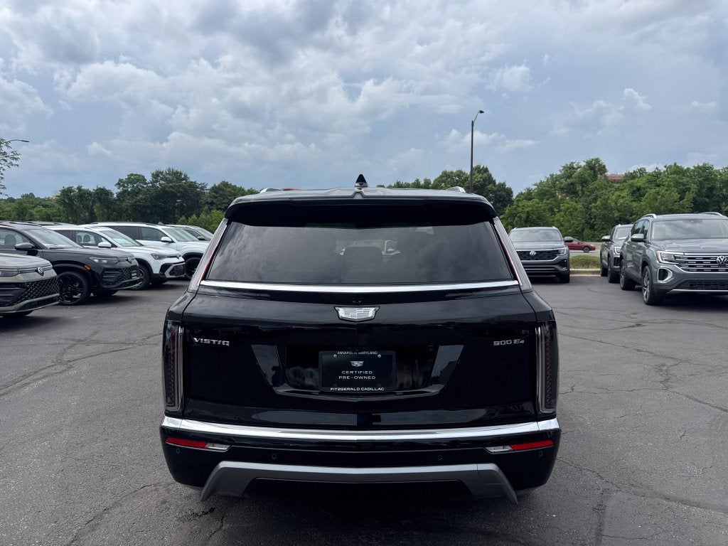 2026 Cadillac VISTIQ Luxury