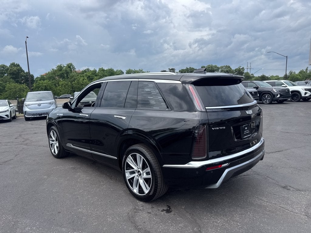 2026 Cadillac VISTIQ Luxury