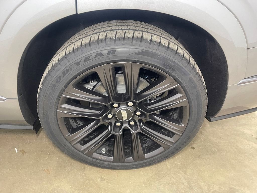 2026 Cadillac VISTIQ Platinum