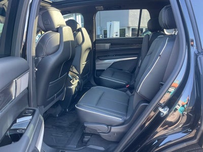2026 Cadillac VISTIQ Platinum