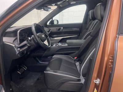 2027 Cadillac VISTIQ Platinum