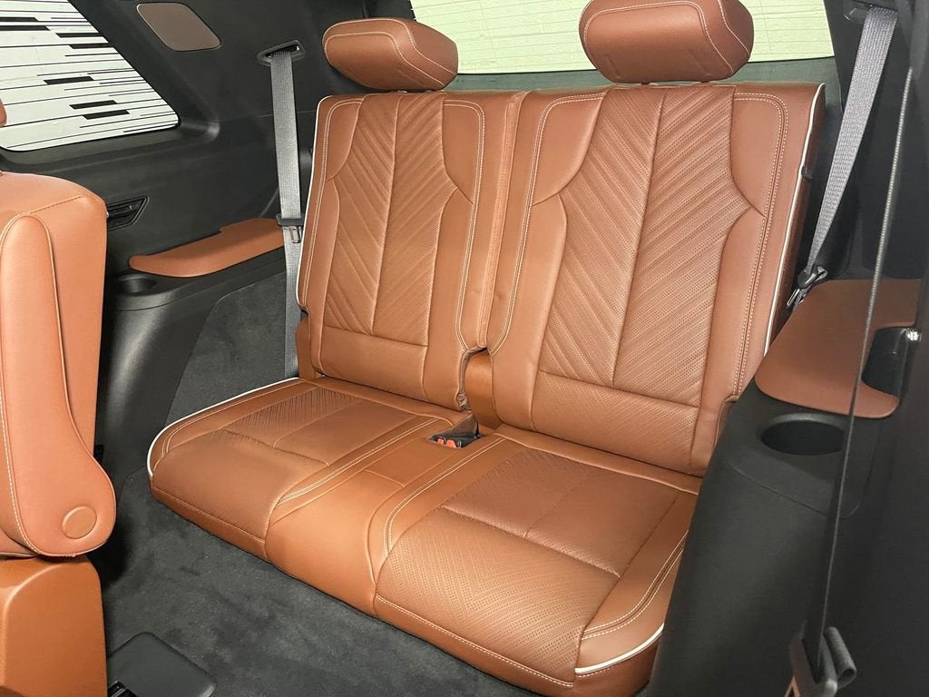 2026 Cadillac VISTIQ Platinum