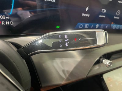 2026 Cadillac VISTIQ Platinum