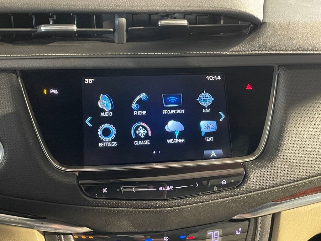 2017 Cadillac XT5 Luxury FWD