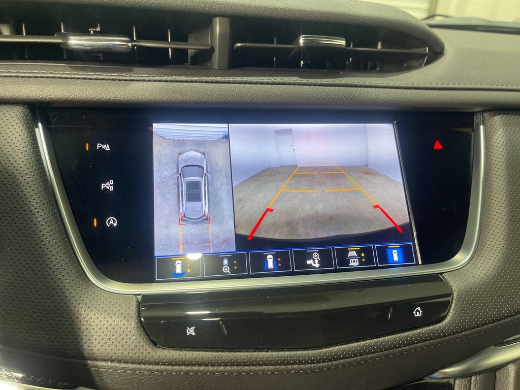 2026 Cadillac XT5 Sport