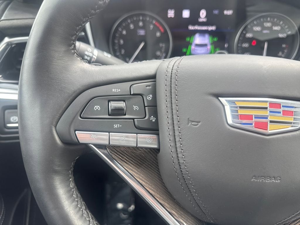2025 Cadillac XT6 Premium Luxury