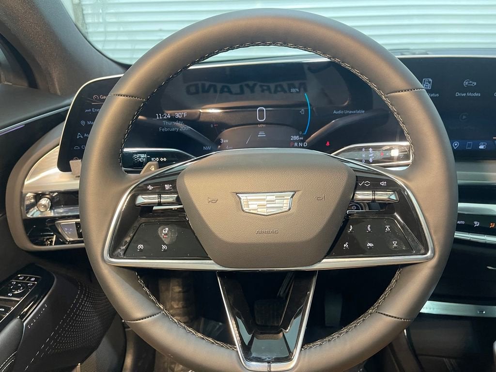 2025 Cadillac LYRIQ Luxury 1