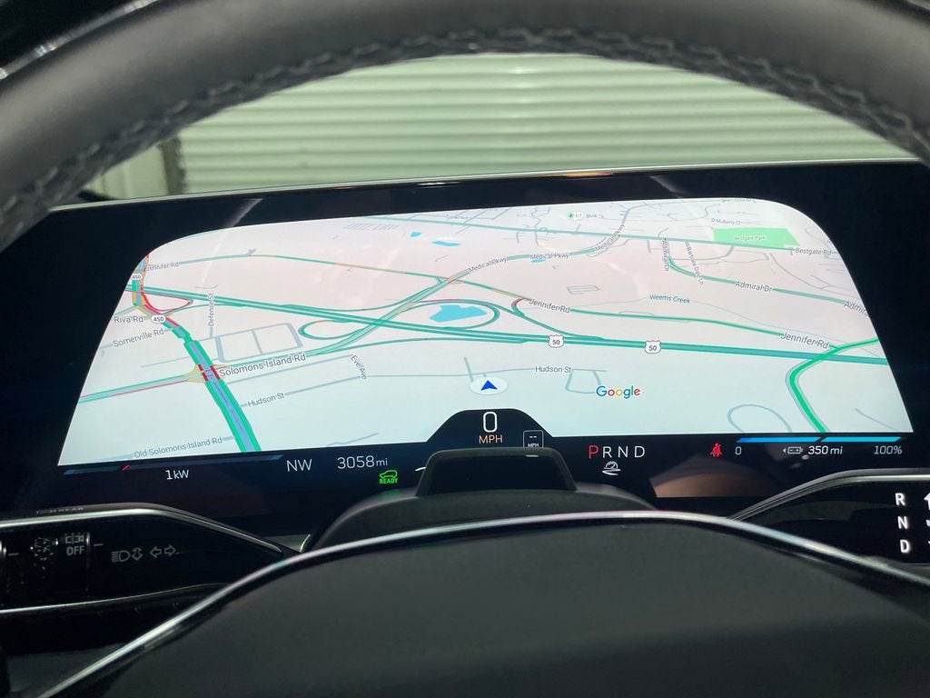 2025 Cadillac LYRIQ Luxury 2