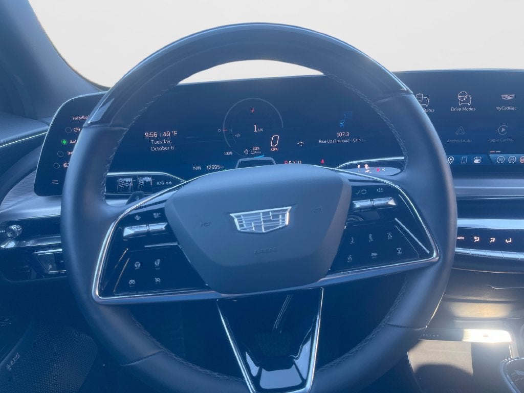2025 Cadillac LYRIQ Luxury 3