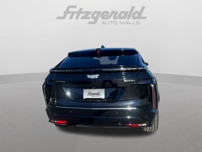 2025 Cadillac LYRIQ Luxury 3