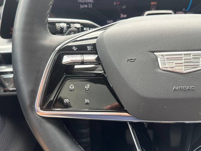 2025 Cadillac LYRIQ Luxury 3