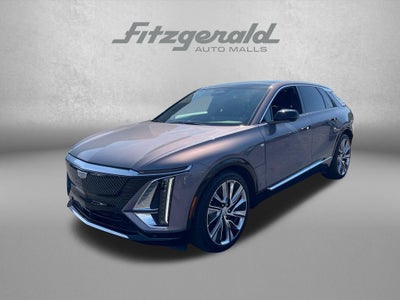 2025 Cadillac LYRIQ Luxury 3